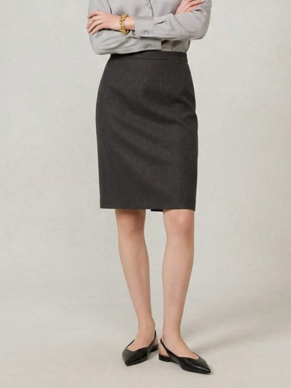 MaxMara Minimalist Pencil Skirt Grey Brown Colour Size XL